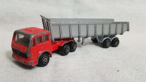 Majorette 100 mercedes - 1/100,
