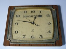 PENDULE FORMICA MARRON AVEC