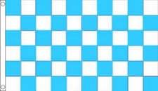 DRAPEAU DAMIER BLEU CIEL ET