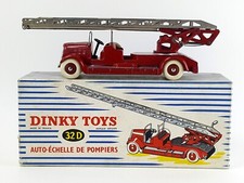 ANCIEN - DINKY TOYS FRANCE 32D - BERLIET FOURGON INCENDIE PREMIERS SECOURS