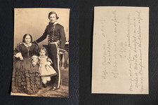 Officier de Marine en pose