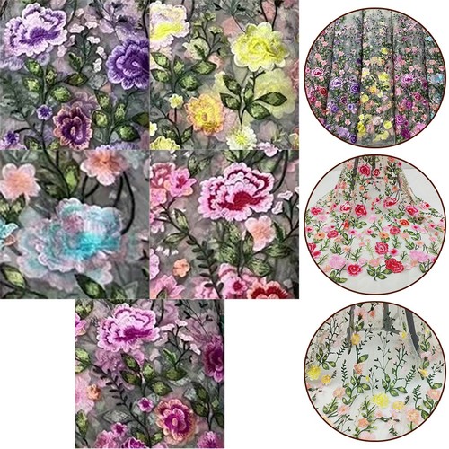 Tissu tulle brodé pivoine