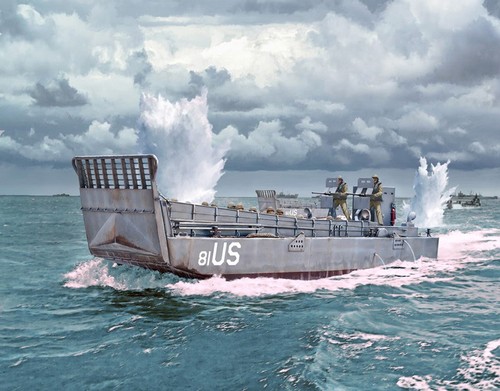 Bateau lcm italeri - lcm-3,