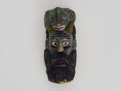 Ancien masque mexicain - , en