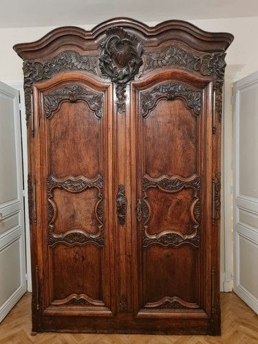 Armoire lyonnaise louis - lyonnaise, xv