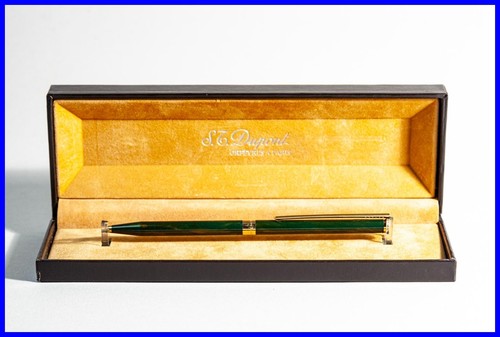 Beau stylo bille dupont - À, st.