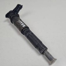 82409398 injecteur RENAULT