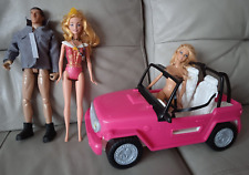 Voiture Jeep Beach Cruiser + Barbie Mattel 2009/2012 + 2e Barbie 2012 + pseudo K