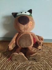 Peluche doudou chat ours marron vert Sigikid 