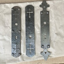 3 anciennes ferrures de porte