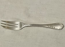 FOURCHETTE A GATEAU EN METAL ARGENTE CHRISTOFLE   MARLY 15.5 CM