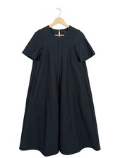 COS Robe à manches courtes