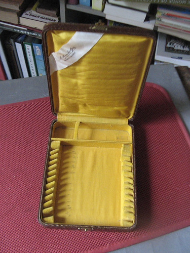 635 ecrin vide pour 12 - "635.8",
