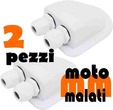 2 passe-câbles toit solaire