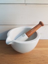 ancien mortier et son pilon vintage porcelaine 1950 signé GDV