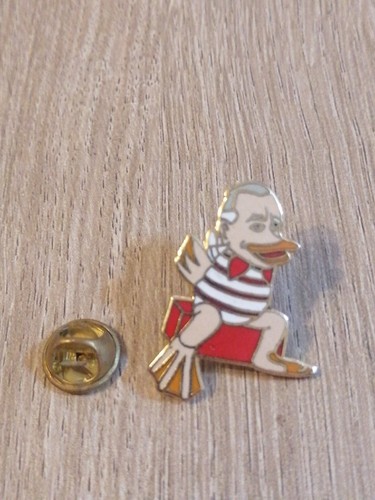 Pin s homme - homme, politique