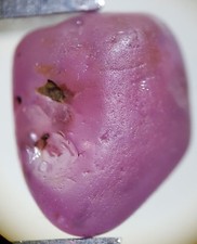 Saphir brut rose du Sri Lanka