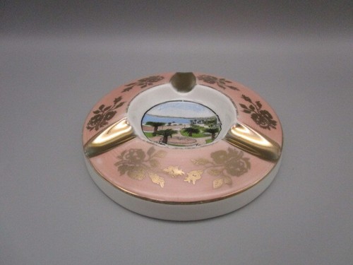 Cendrier souvenir ancien - , en