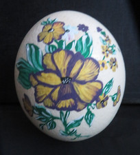 ŒUF d' Autruche décoré main signé Carole