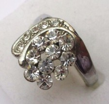 Belle bague poinçonnée