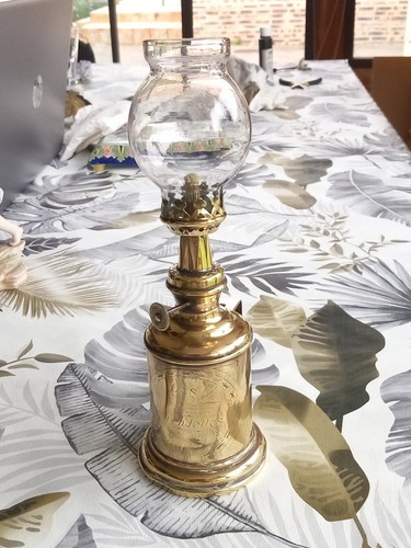 Lampe essence les - lampe,