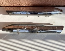 LOT 2 POTS D’ÉCHAPPEMENT SILENCIEUX;« HARLEY DAVIDSON ».DIAMÈTRE DE SORTIE 4,4cm