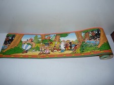 ancien rouleau frise papier peint astérix les gaulois ballade en forêt / 1996