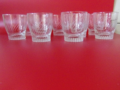 Verre liqueur blanc - a, 8