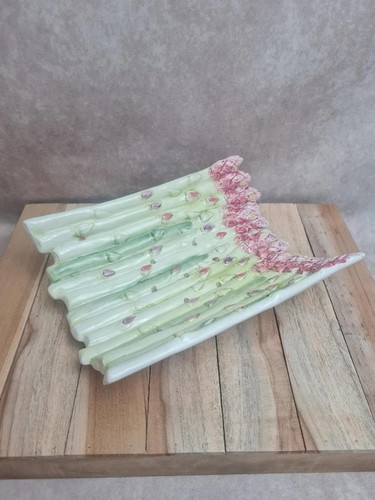 Plat asperges barbotine - plat, à