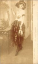 CPA AK Parisienne - Leo Fontan SALON DE PARIS (1355660)