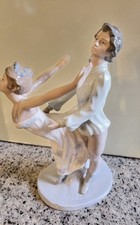 LLADRO Nao Couple De Danseurs Porcelaine