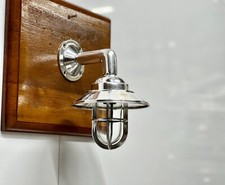 Applique murale en aluminium