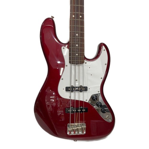 Guitare basse électrique