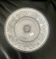 Assiette Baccarat moulé