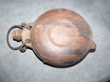 Très ancienne gourde en bois