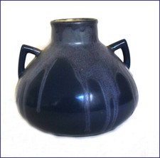 " POINTU "   CERAMIQUE POTICHE