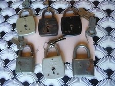 6 Cadenas anciens avec cles fonctionnels