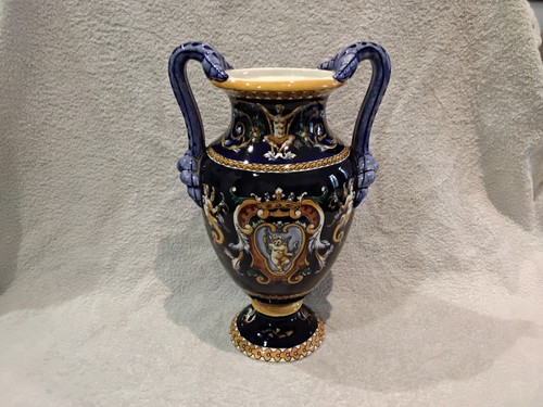 Vase anses torsadées - à,