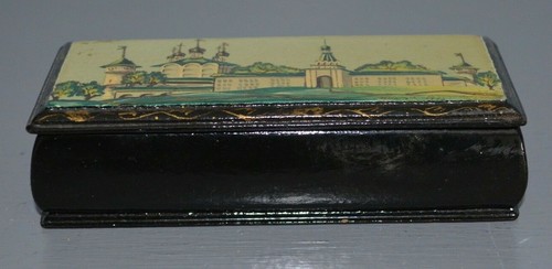Small black lacquered - , wooden