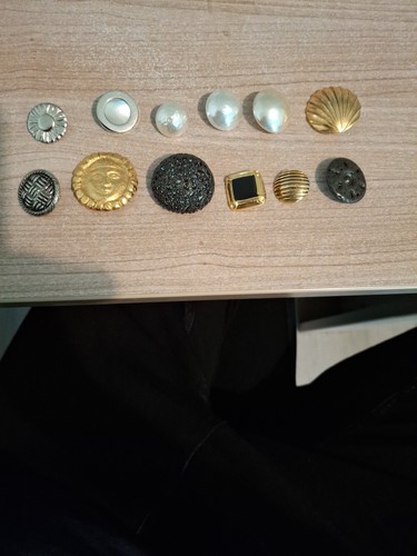 Lot boutons haute - 12,