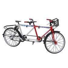  Model Tandem 1/10 Simulation