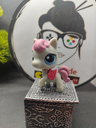 Lps01150 littlest petshop - littlest,