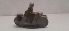 Moto Platre et Farine militaire peinture origine 9 cm avec pilote 