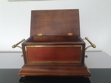 Ancienne Grande BOÎTE à timbres/lettres/photos  en BOIS et LAITON 