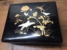 Ancienne boîte japonaise