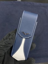 Étui neuf original par Vertu