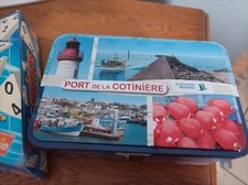 Boite en metal rectangulaire