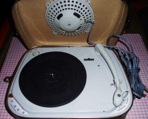 Tourne disque teppaz cleo - tourne,