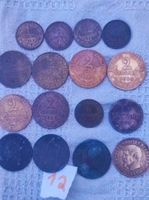 16 pièces de monnaie