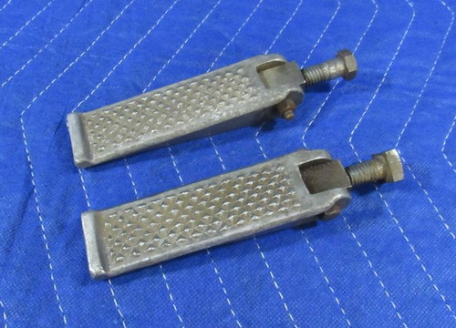 Old rocky foot pegs harley - old,